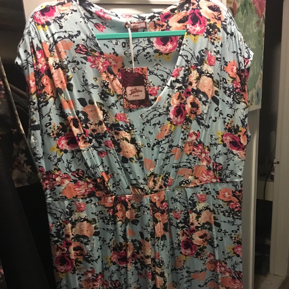 Floral midi dress